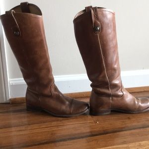 Frye Melissa button boot size 6